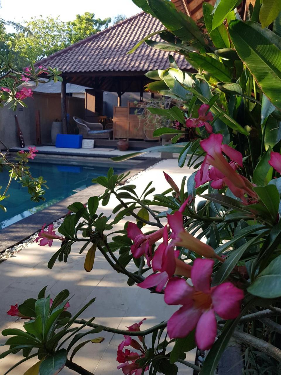 Gili Exotic Villa Gili Trawangan Esterno foto