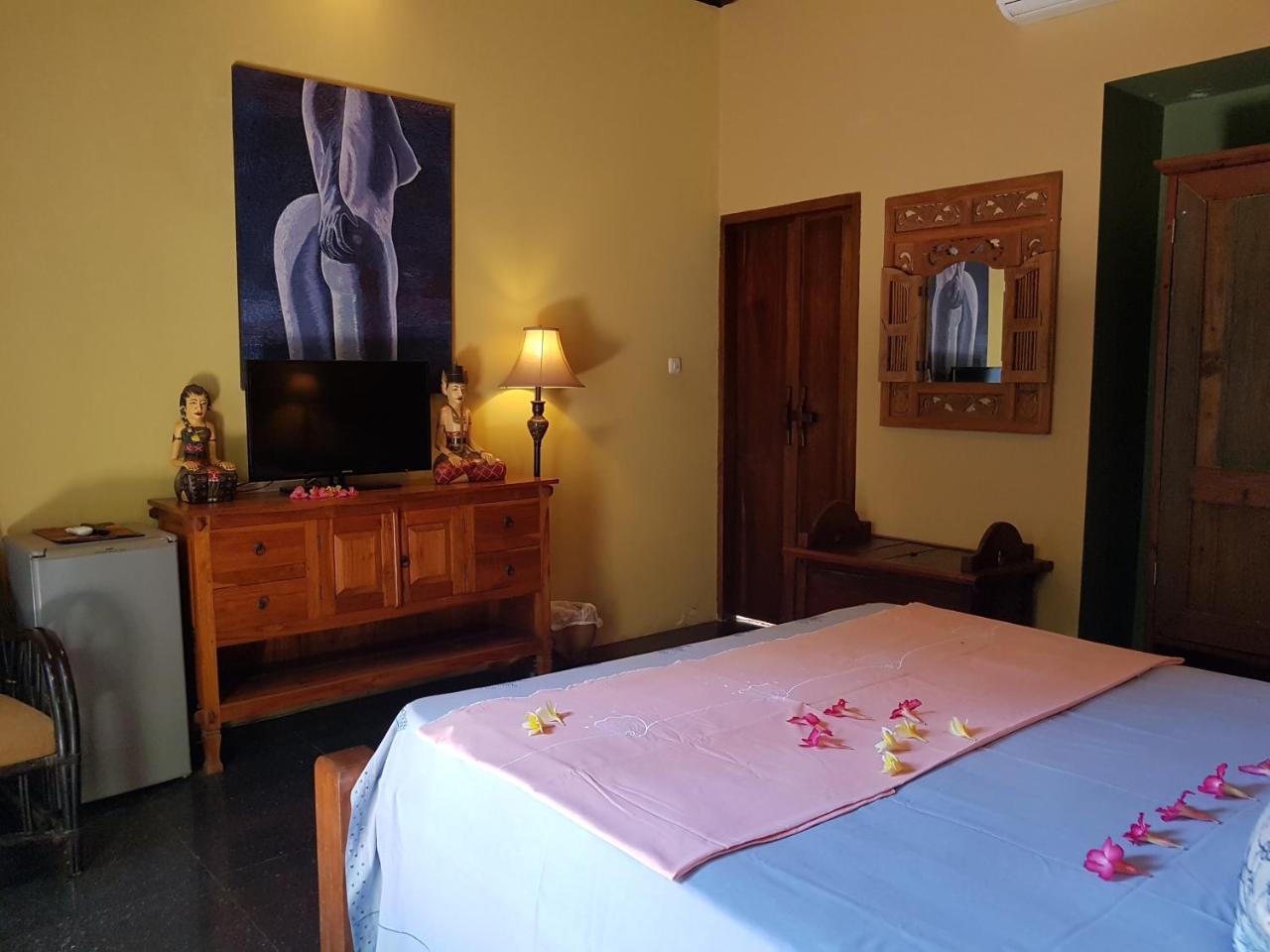 Gili Exotic Villa Gili Trawangan Esterno foto