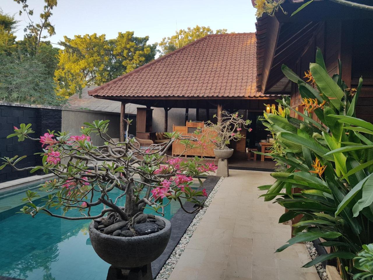 Gili Exotic Villa Gili Trawangan Esterno foto