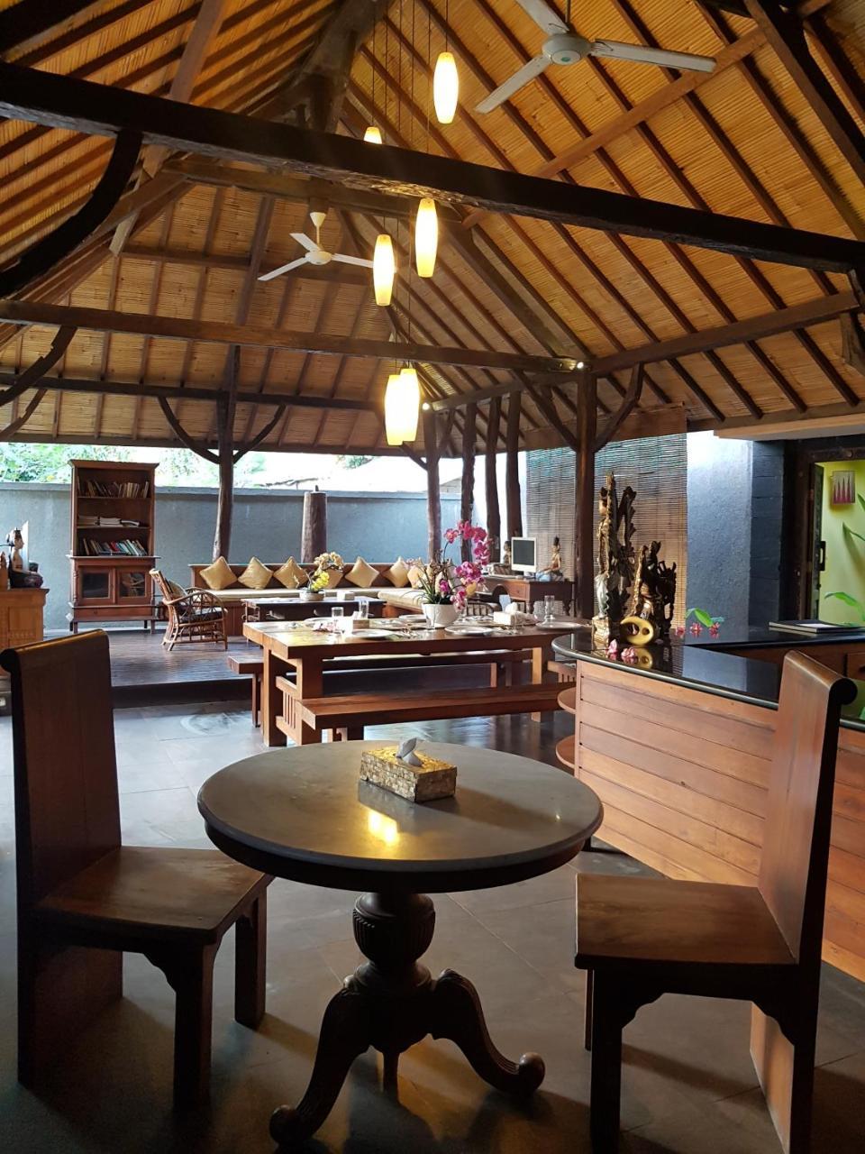 Gili Exotic Villa Gili Trawangan Esterno foto